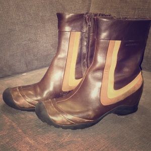 Brown Merrell boots size 7